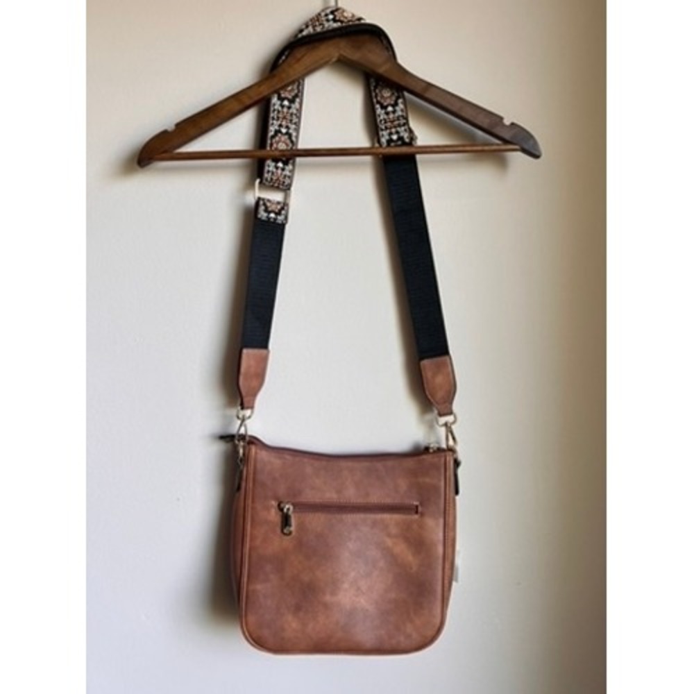 Bostanten Brown Vegan Leather Crossbody Bag Guitar Strap BSB10224 NEW - Picture 6 of 16